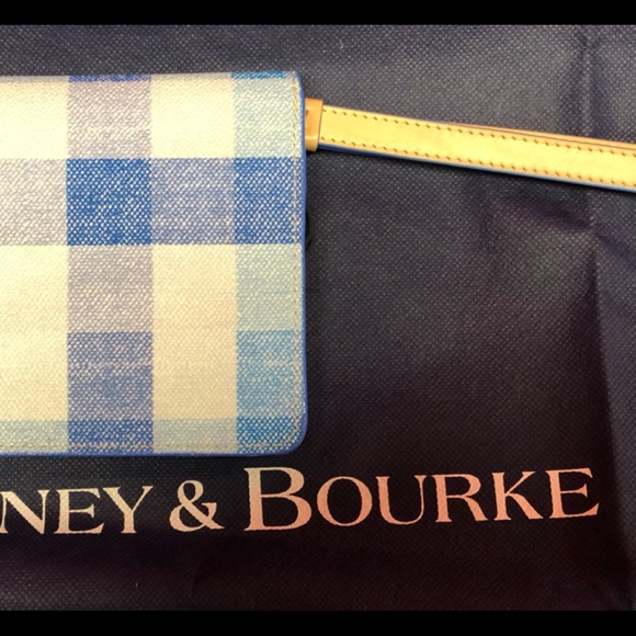 Dooney & Bourke Milly wristlet Quadretto check - Picture 5 of 5